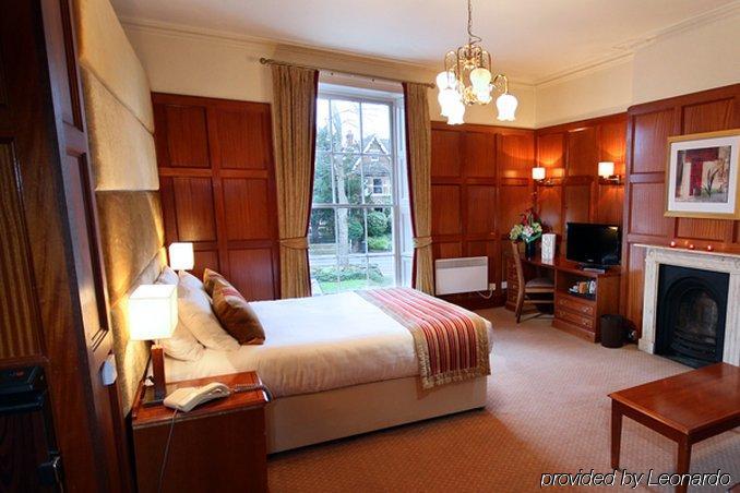 House 3* Alton (Hampshire)